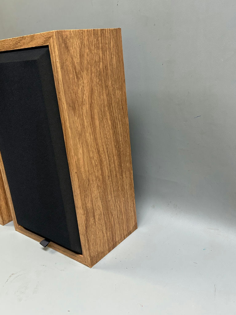 Vintage KLH Classic Series Speakers  - image 4 of 5
