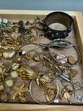 Costume Jewelry & Medals - thumbnail 4 of 6