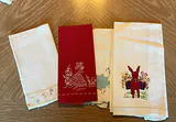 Assorted Vintage Embroidered and Decorative Linens - thumbnail 5 of 7