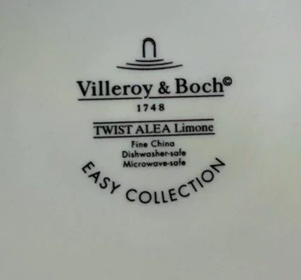 Assorted Villeroy & Boch Porcelain Plates and Bowls - image 10 of 15