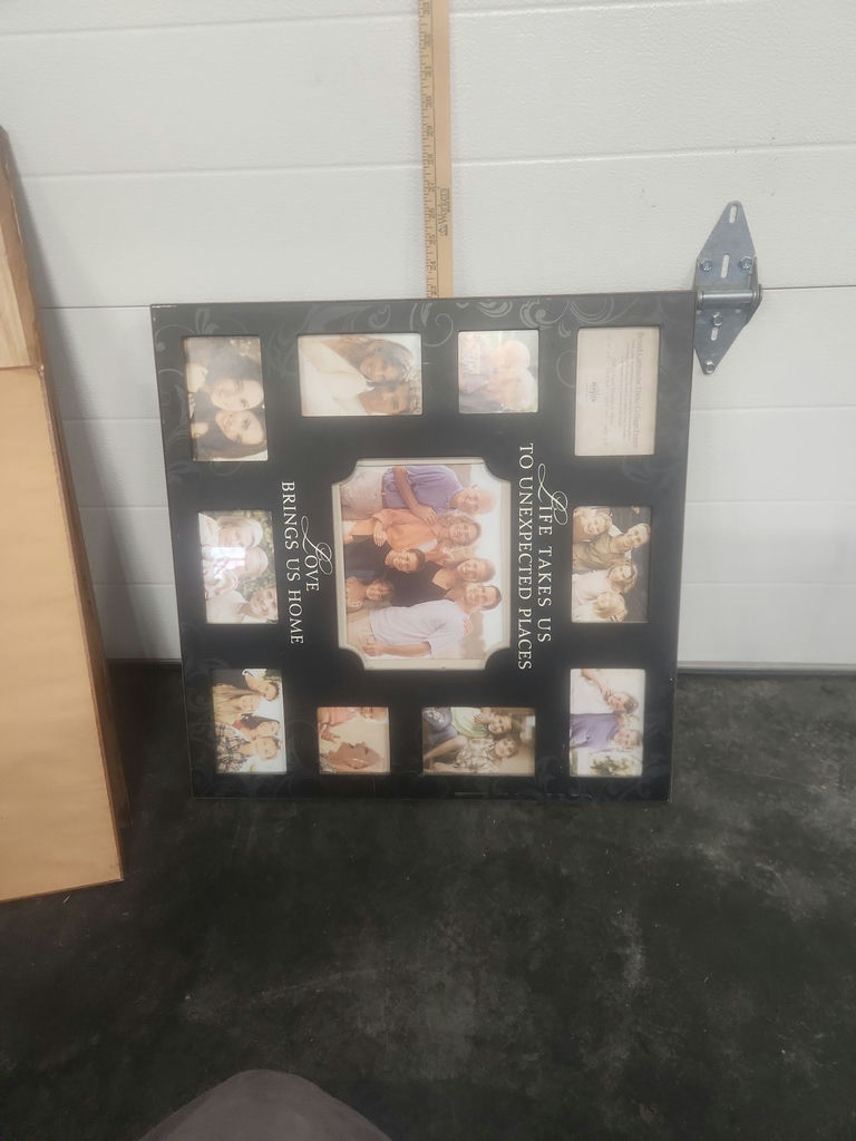 Frames & Prints Lot - image 17 of 18