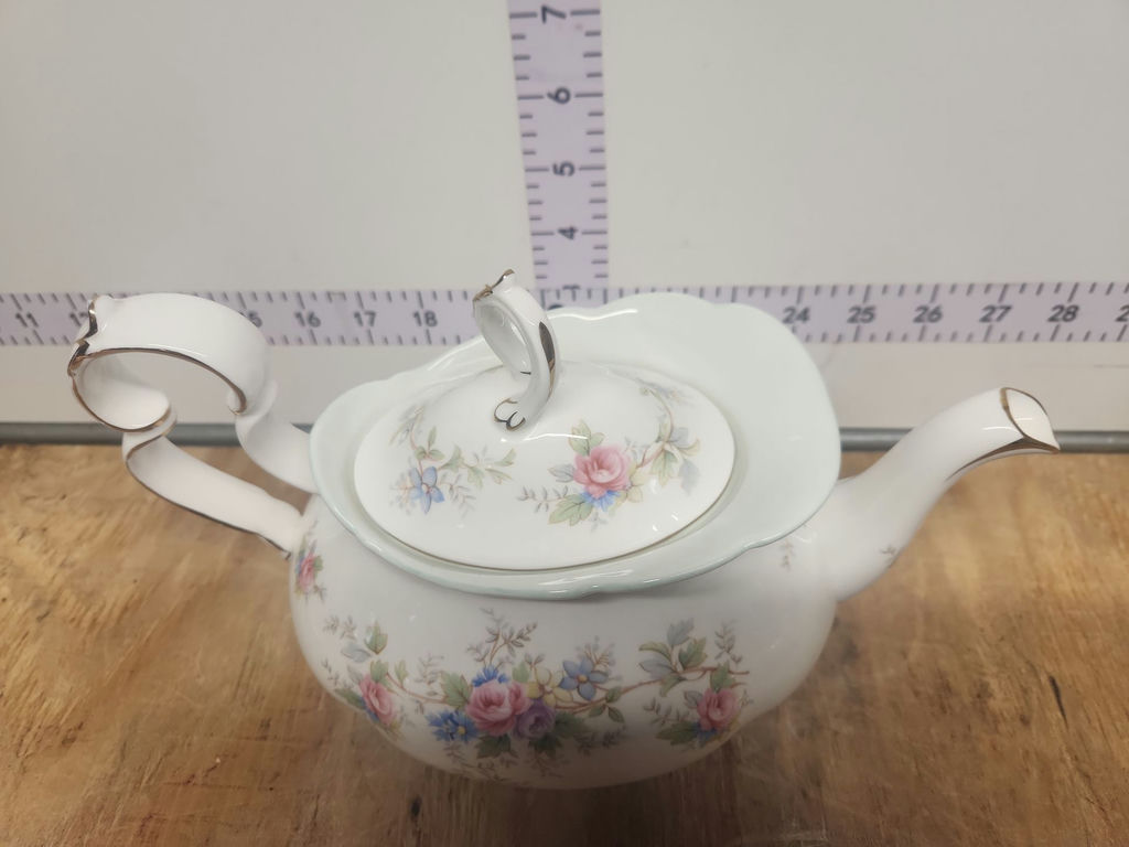More China Lot - image 3 of 29