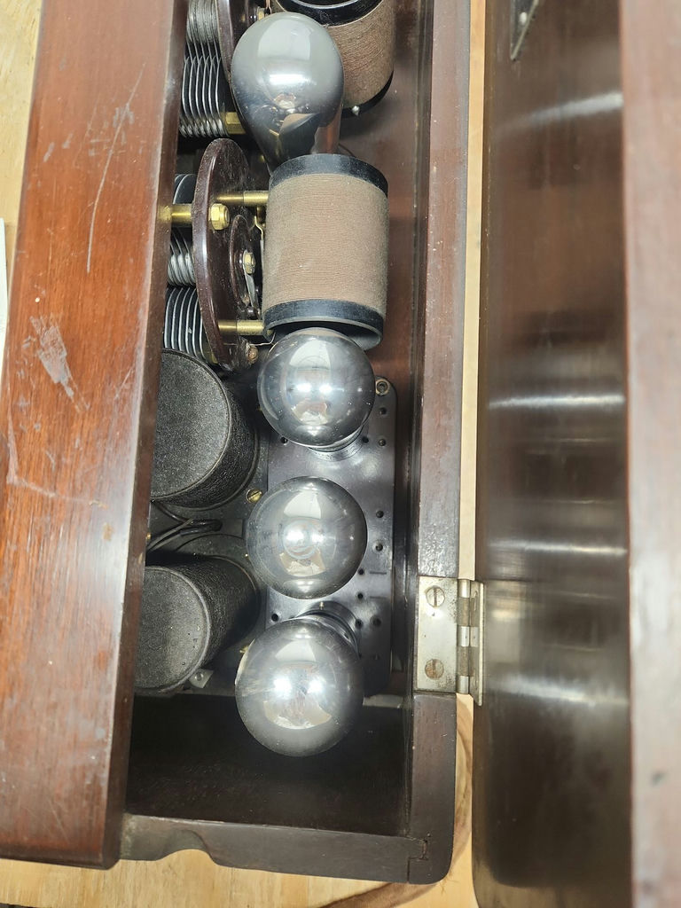 Vintage Atwater Kent Receiving Set Model 20 - image 11 of 15