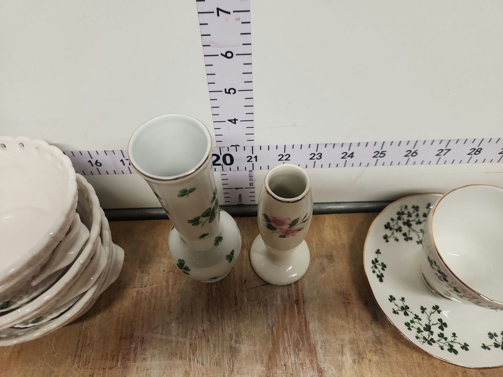 China & More Lot - image 25 of 32
