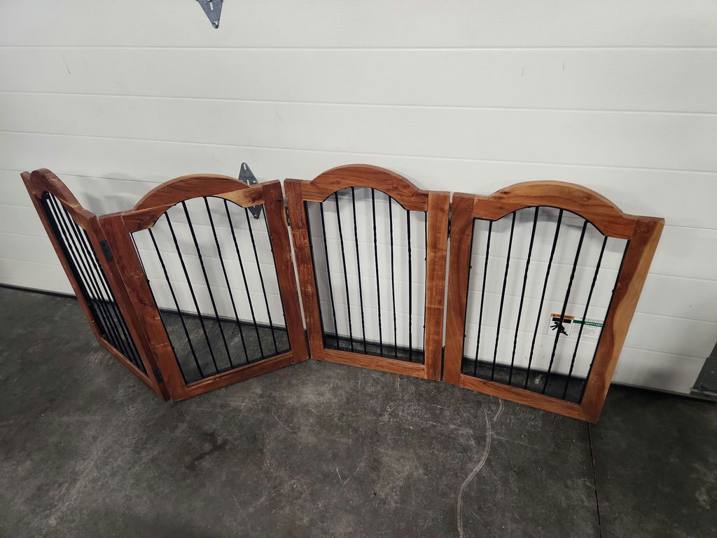 Dog/Pet Gates - image 10 of 13