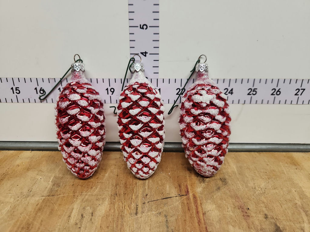 More Vintage Glass Christmas Ornaments - image 9 of 17