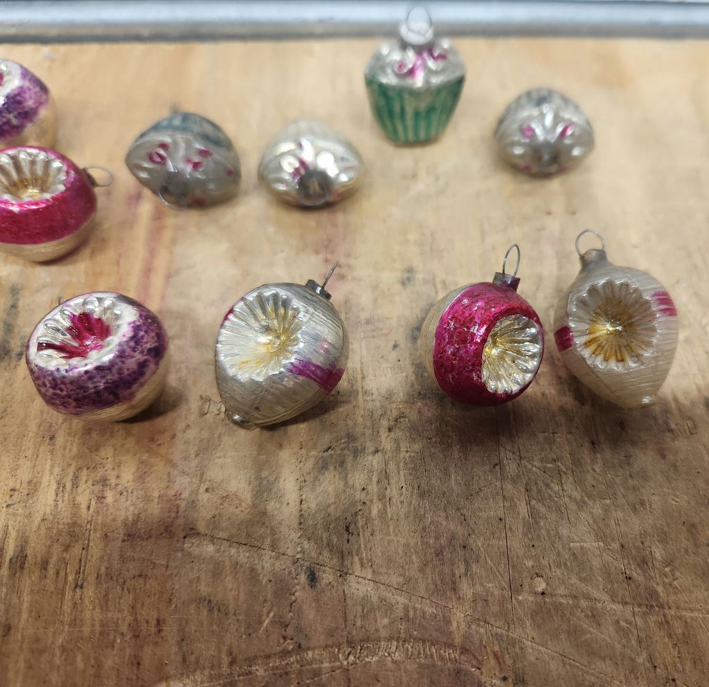 Vintage Japanese Feather Tree Glass Christmas Ornaments - image 7 of 10