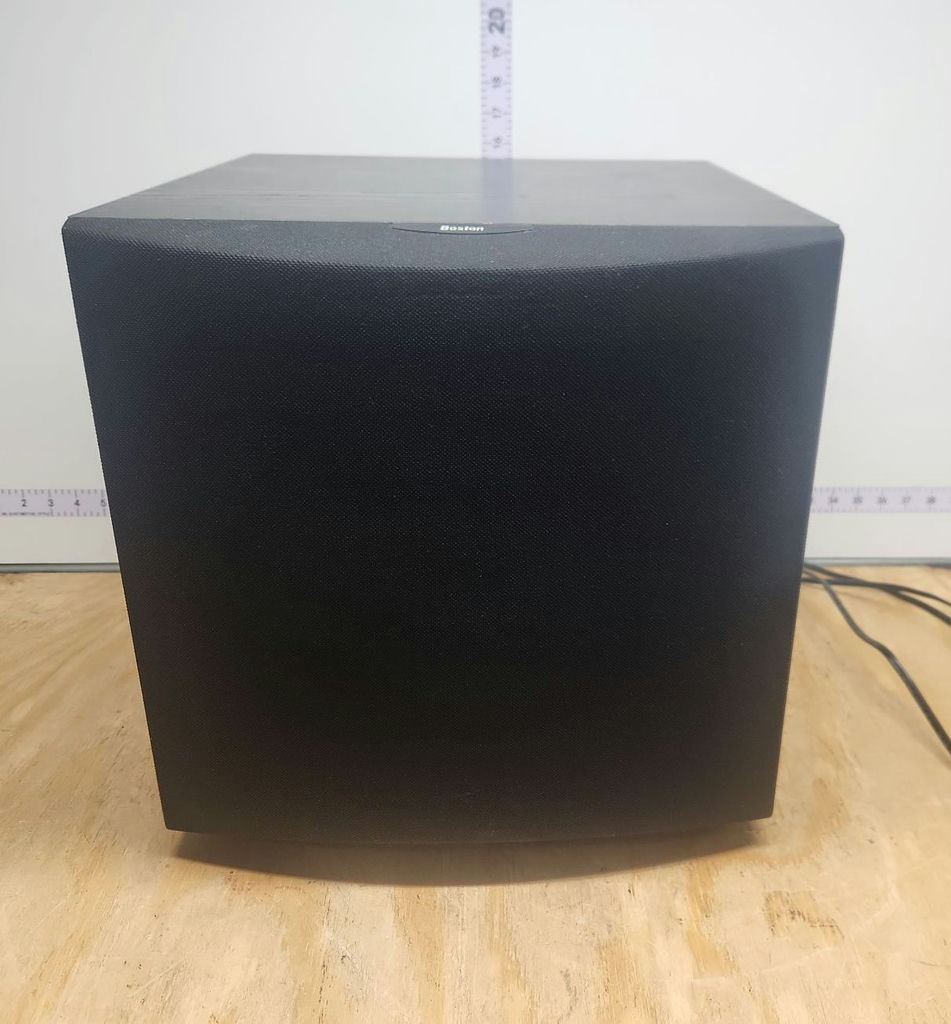 Bose VR500 Subwoofer - image 1 of 10