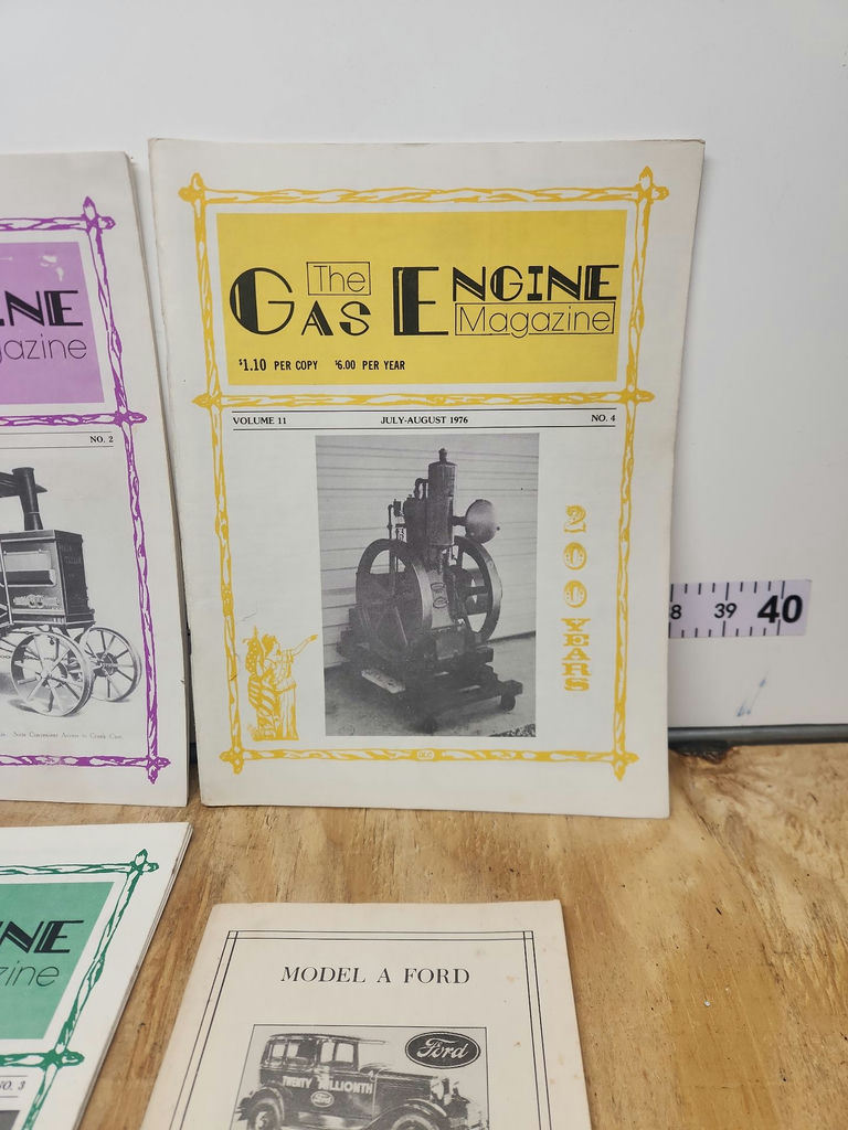 Vintage Magazines & Pamphlets - image 2 of 13