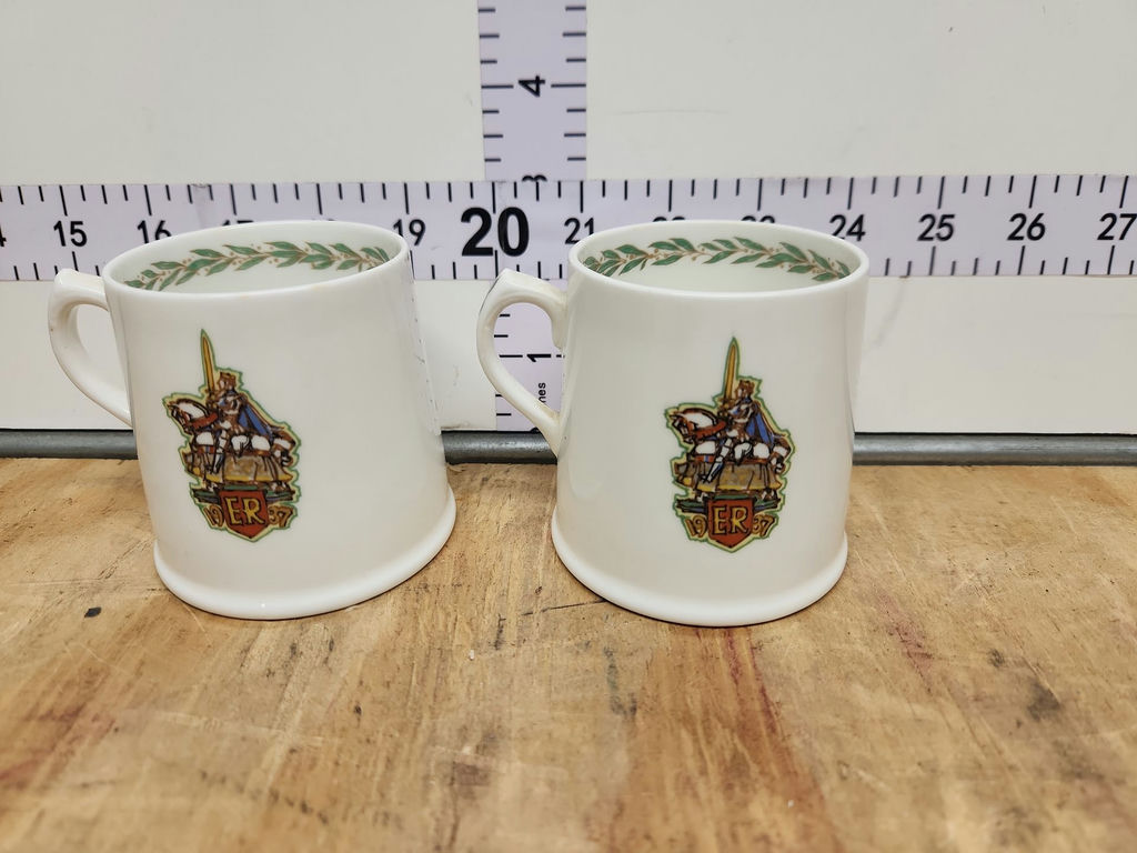 Royal Doulton 1937 Coronation Mugs - image 11 of 14