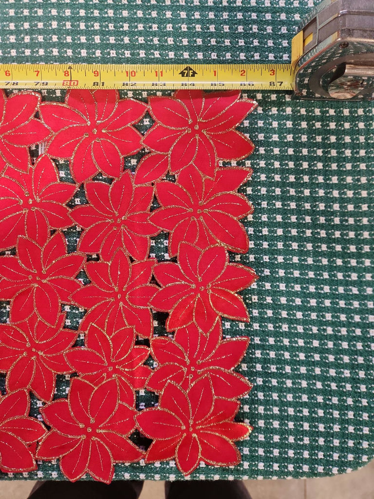 Linens & Doilies Lot - image 19 of 41