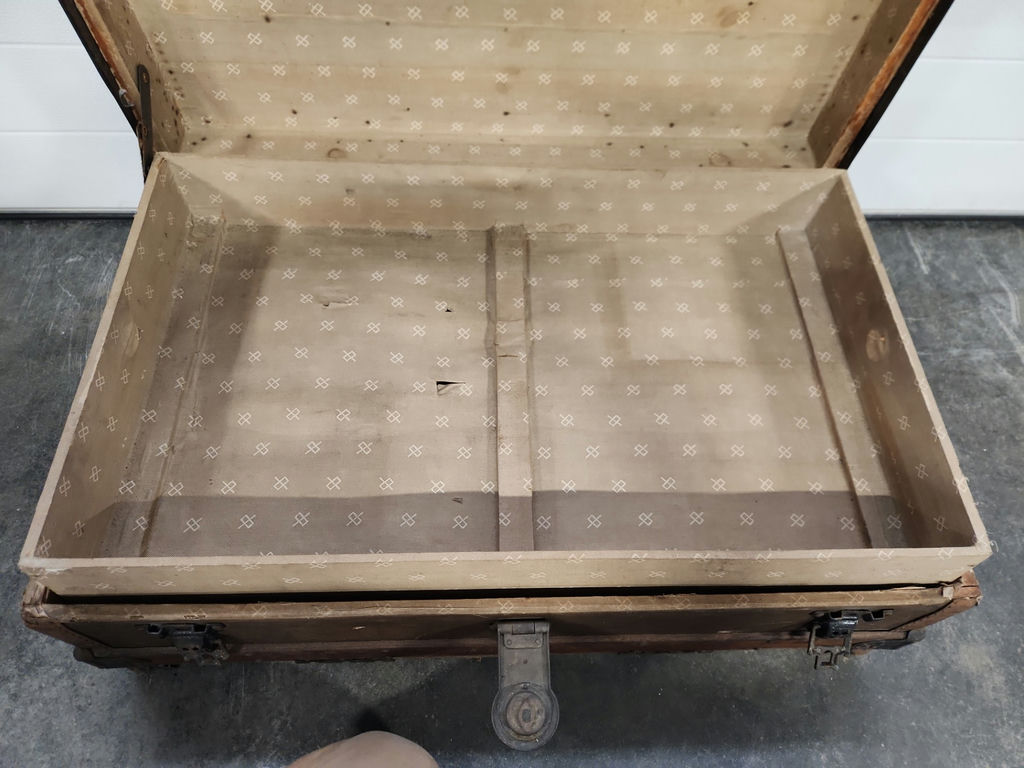 Vintage Barnard Brothers Steamer Trunk - image 9 of 14