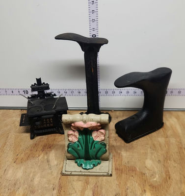 Cast Iron Lot - Image 1 of 20