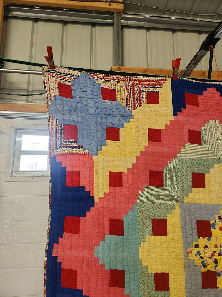 Hand Stitched Quilt - image 10 of 23
