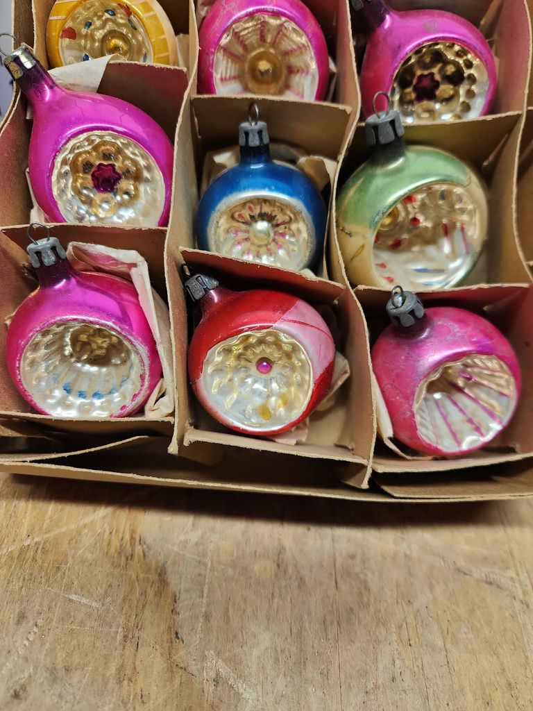 Vintage Polish Glass Christmas Ornaments Lot - image 4 of 18