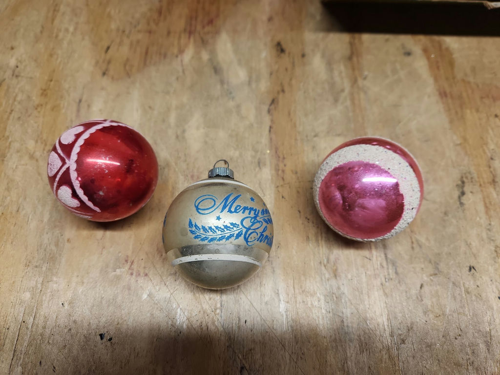 Vintage Made In USA Glass Christmas Ornaments - image 14 of 21