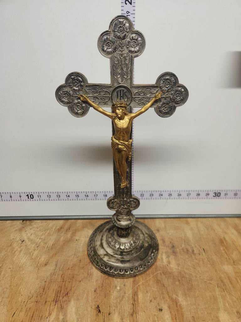 Vintage Crucifix Lot - image 2 of 17
