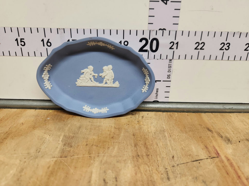 Sonoma, Wedgwood & More - image 14 of 18