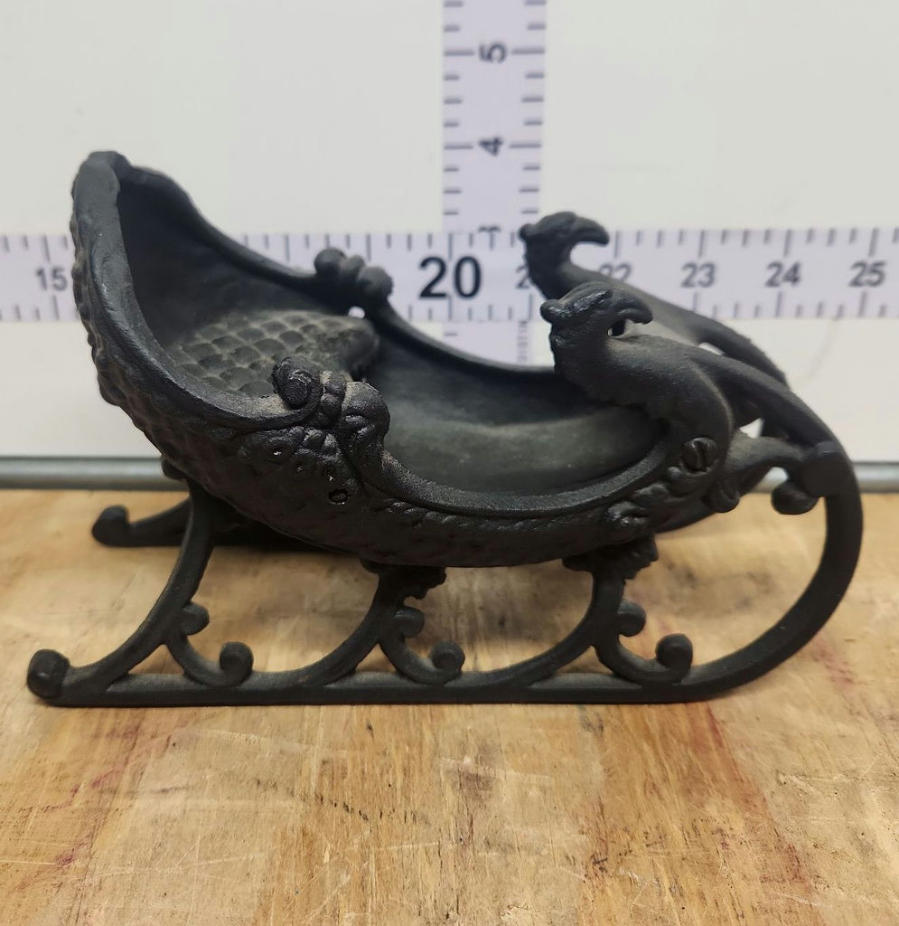 Cast Iron Santa Doorstop/Bank & Cast Iron Sleigh - image 10 of 14