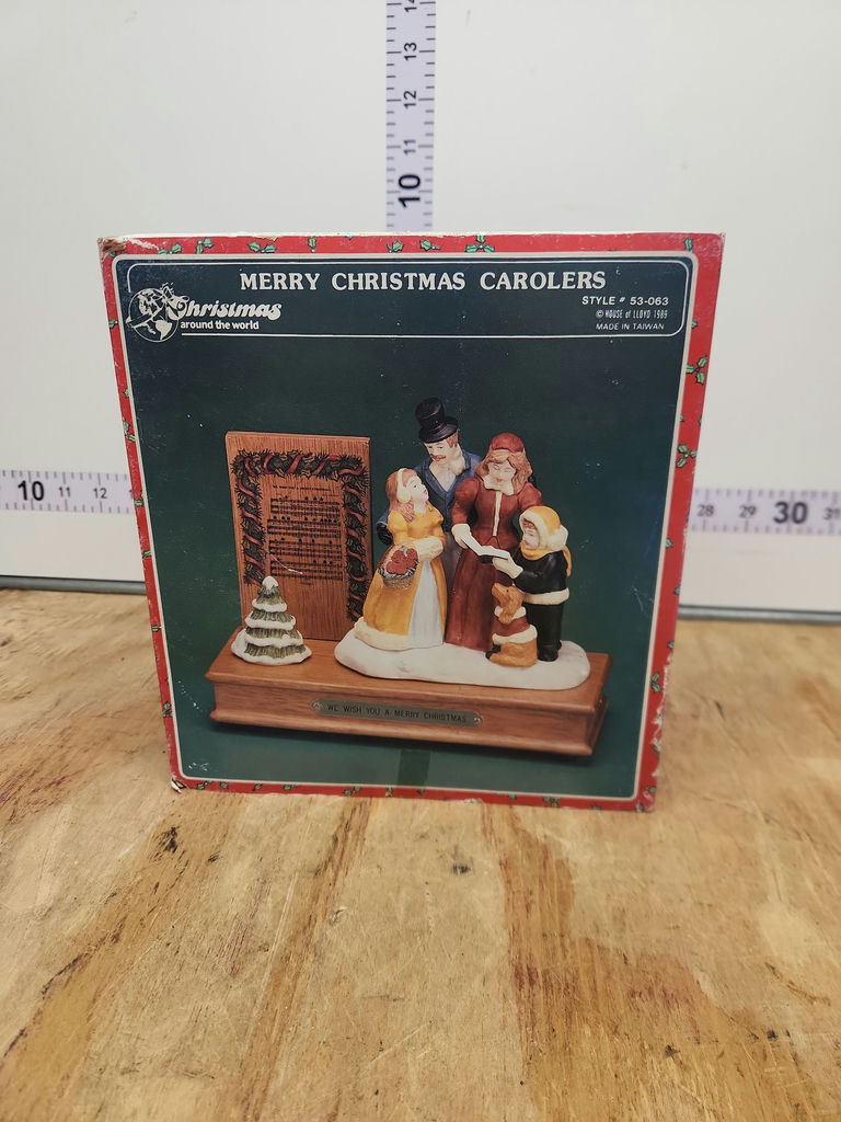 More Christmas Lot - image 25 of 32