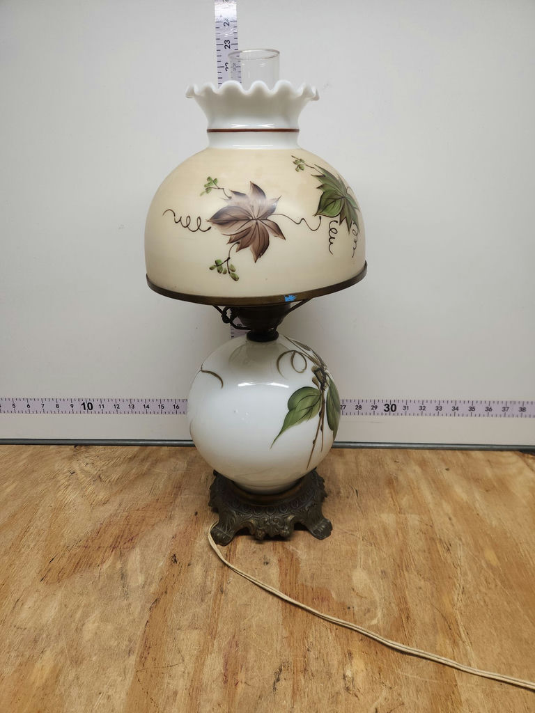 'Gone With The Wind' Lamp - image 8 of 12