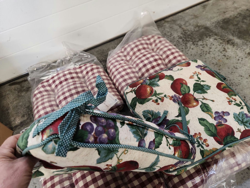 Country Seat Cushion Lot - image 12 of 12