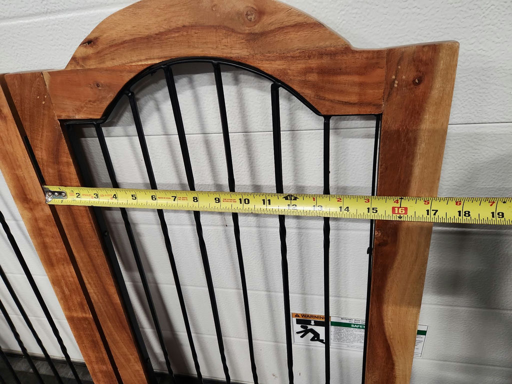 Dog/Pet Gates - image 13 of 13