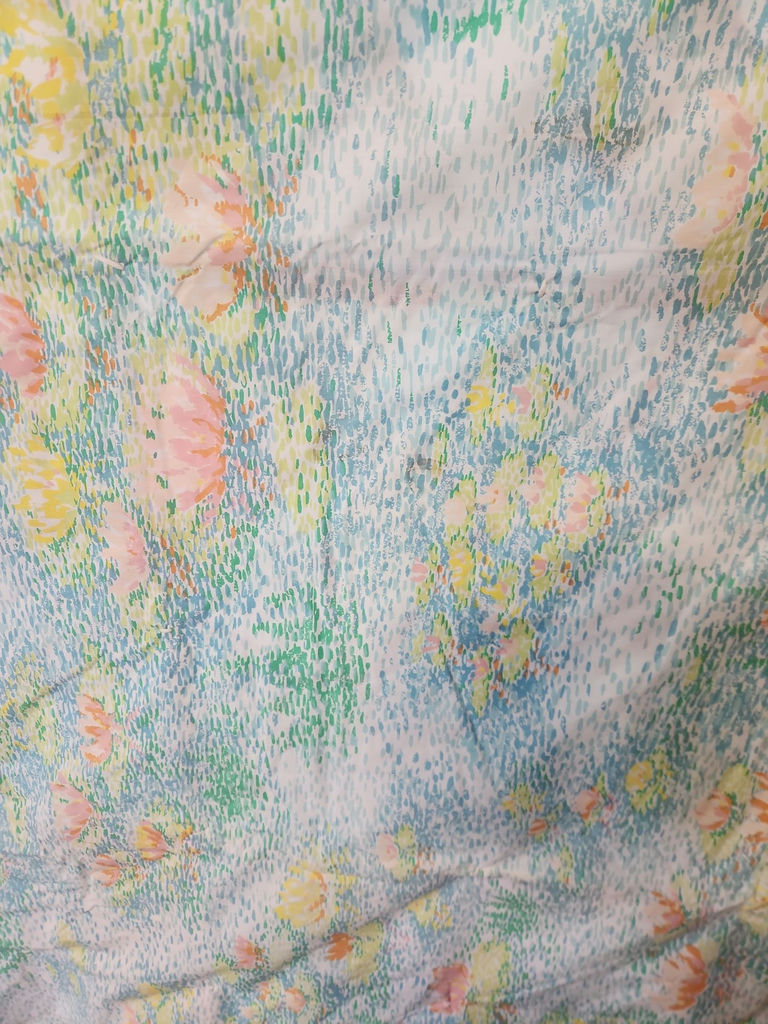 Hand Stitched Quilt - image 17 of 17