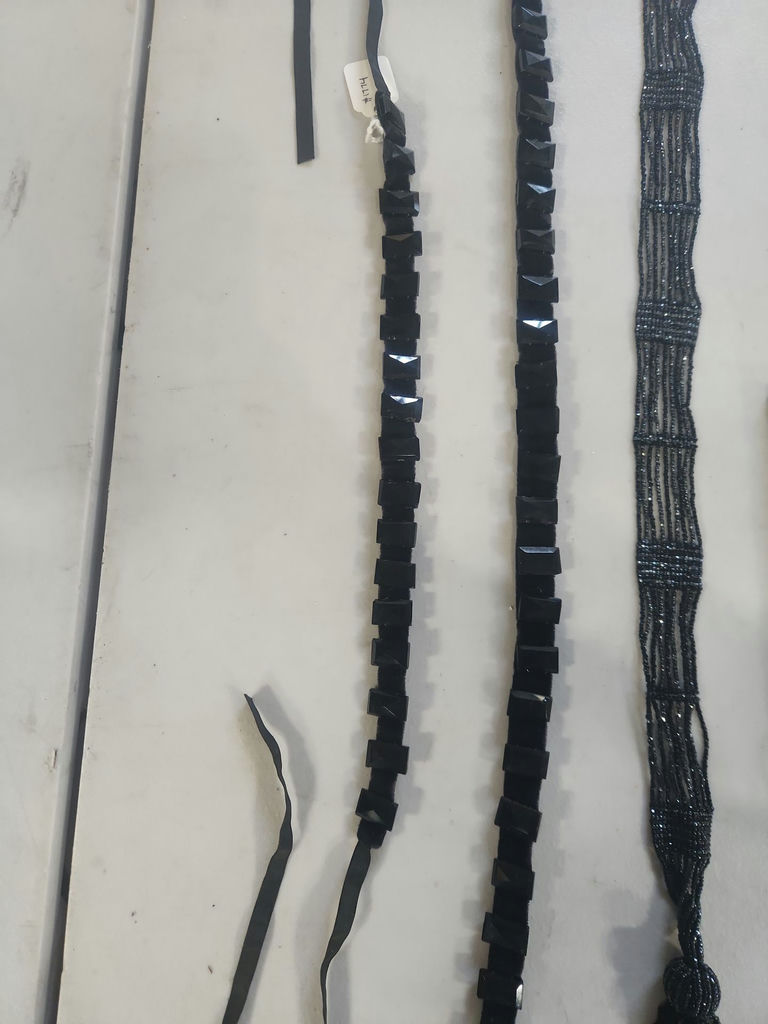 Victorian Formal Accessories - image 2 of 22