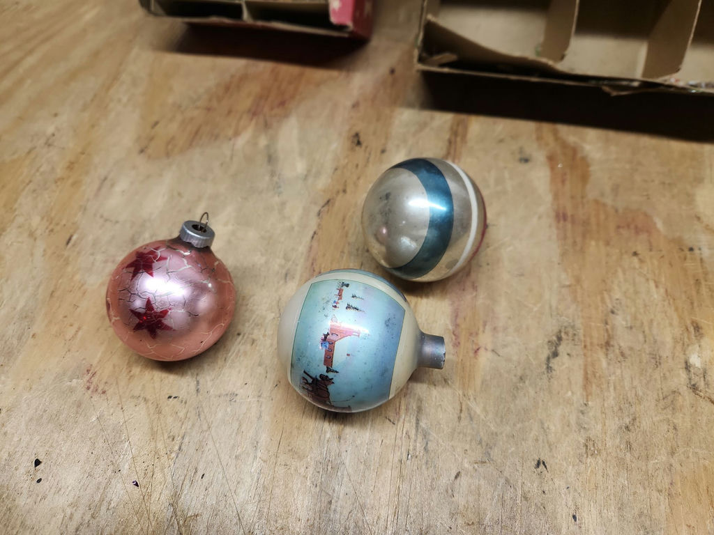 Vintage Made In USA Glass Christmas Ornaments - image 8 of 21