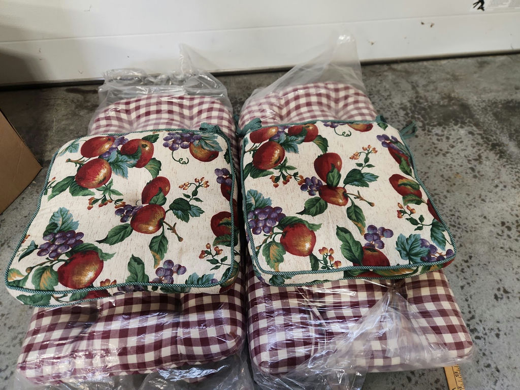 Country Seat Cushion Lot - image 10 of 12