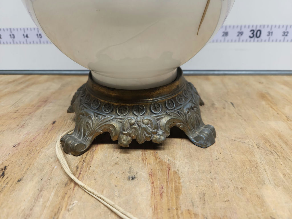 'Gone With The Wind' Lamp - image 10 of 12