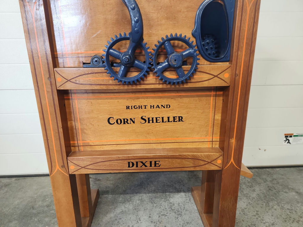 Dixie Right Handed Corn Sheller - image 9 of 17