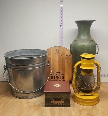 Country Decor Lot - Image 1 of 22