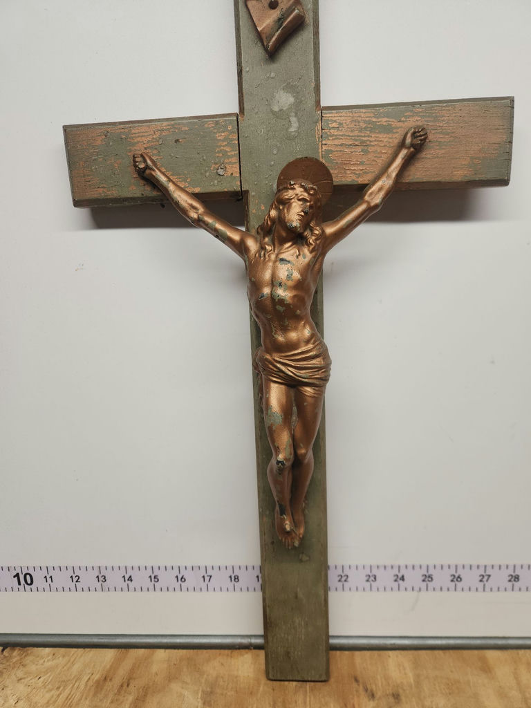 Vintage Crucifix Lot - image 13 of 17