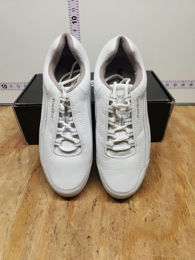 Brand New FootJoy Golf Shoes - image 4 of 8