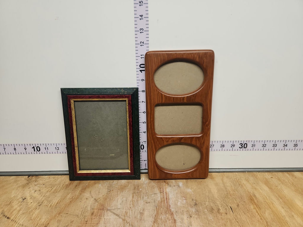 Picture Frames Lot - image 6 of 9