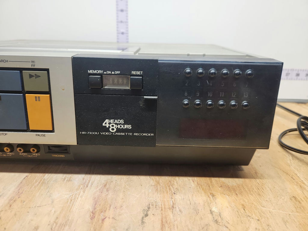 JVC HR-7100U Video Cassette Recorder - image 3 of 13