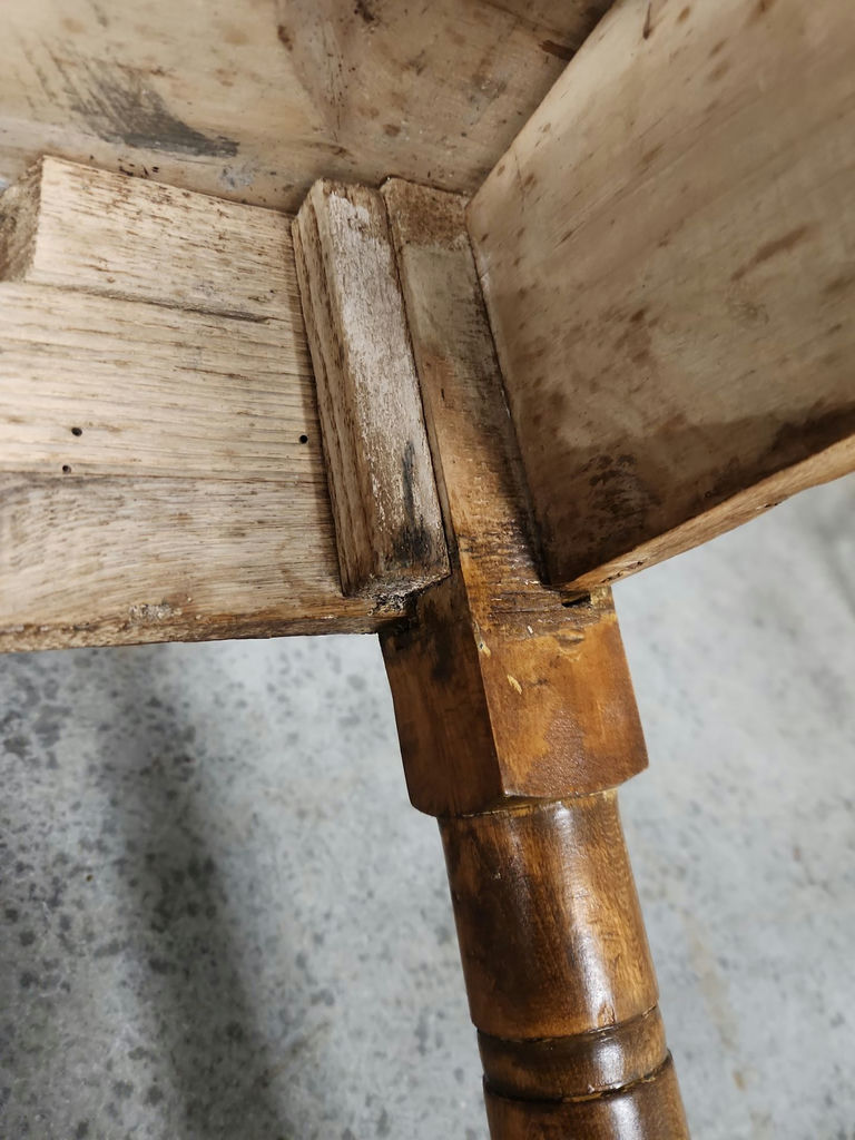 Early Pine Drop Leaf Table - image 18 of 23