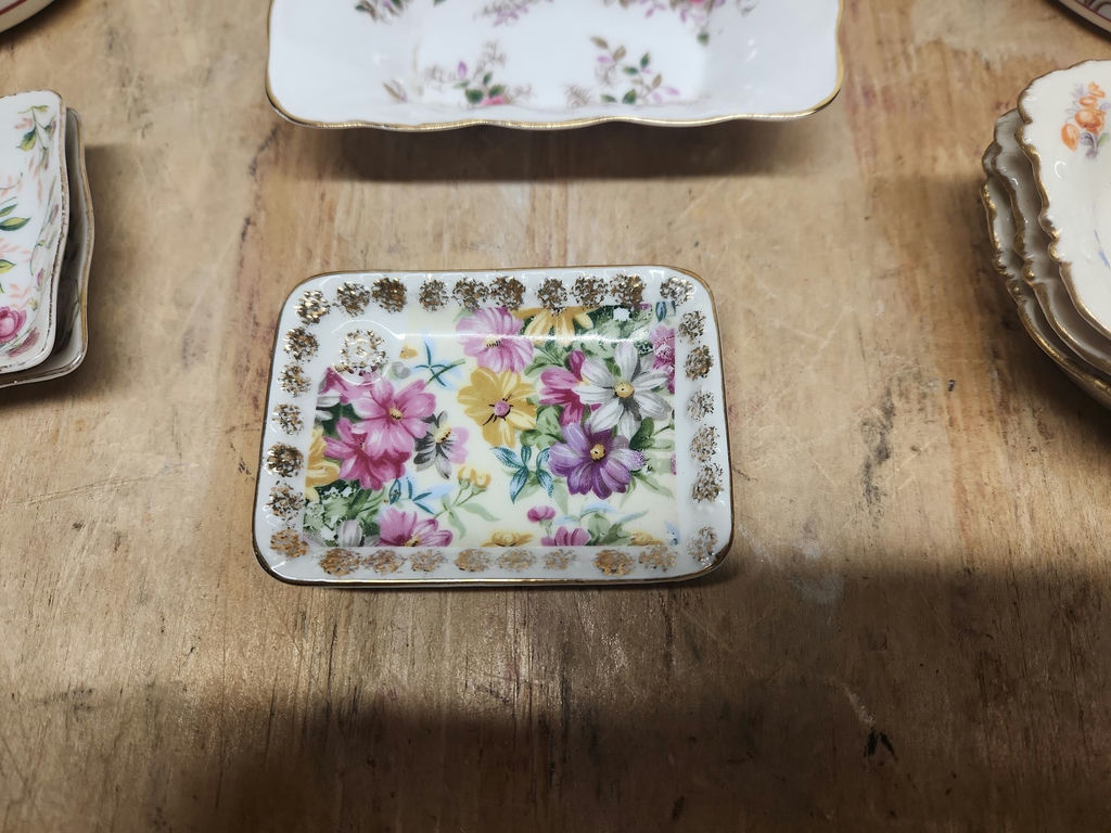 China & More Lot - image 2 of 32