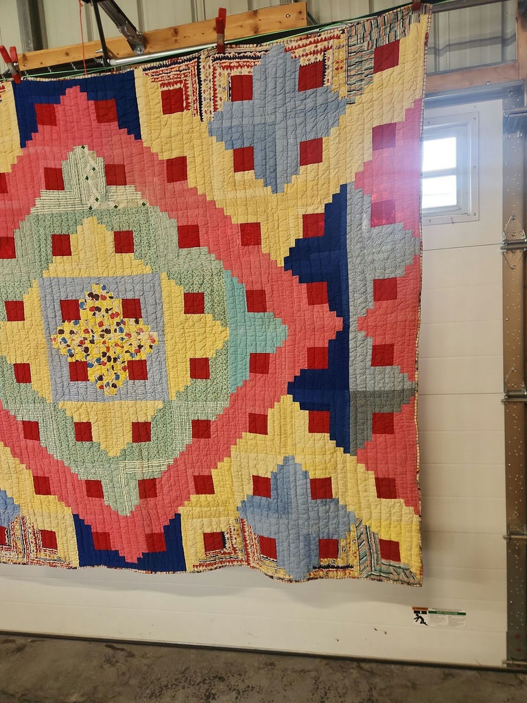 Hand Stitched Quilt - image 2 of 23