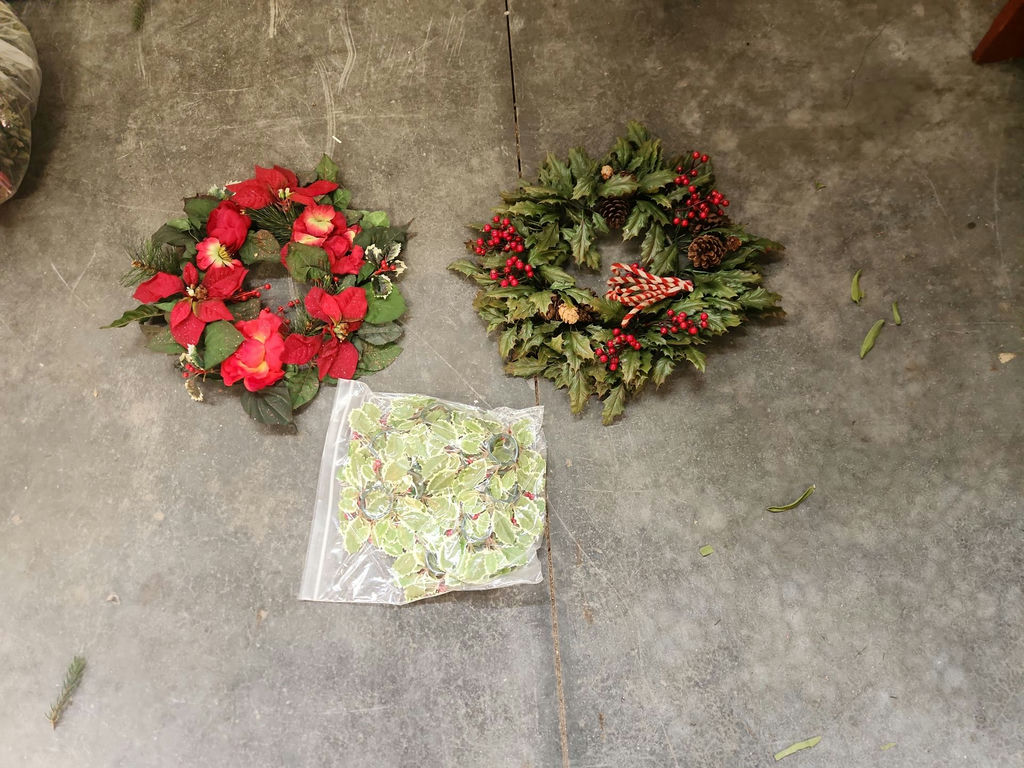 Christmas Decorations Lot - image 7 of 11