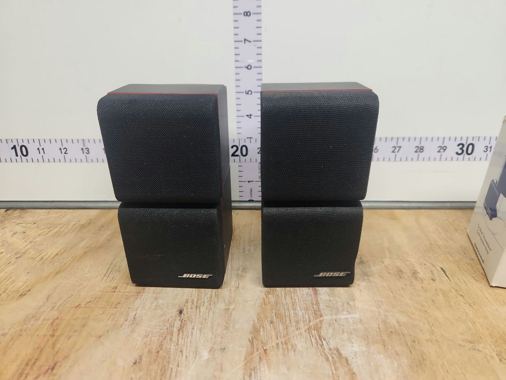 Four Bose Acoustimass Cube Speakers - image 2 of 8