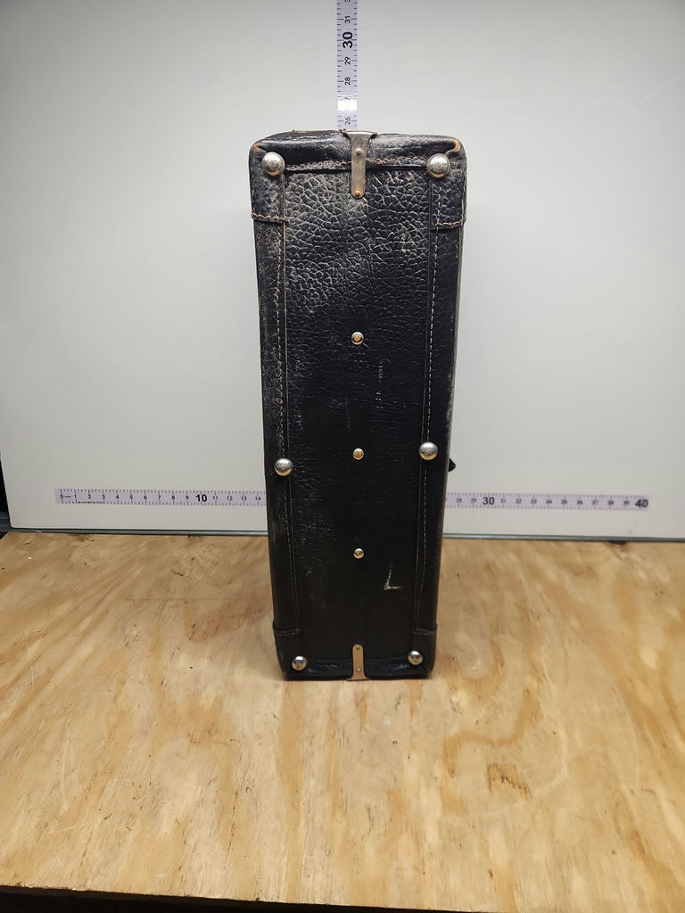 Vintage Christie Baggage Leather Suitcase - image 10 of 12