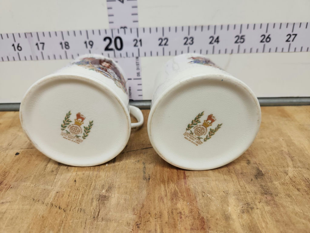Royal Doulton 1937 Coronation Mugs - image 8 of 14