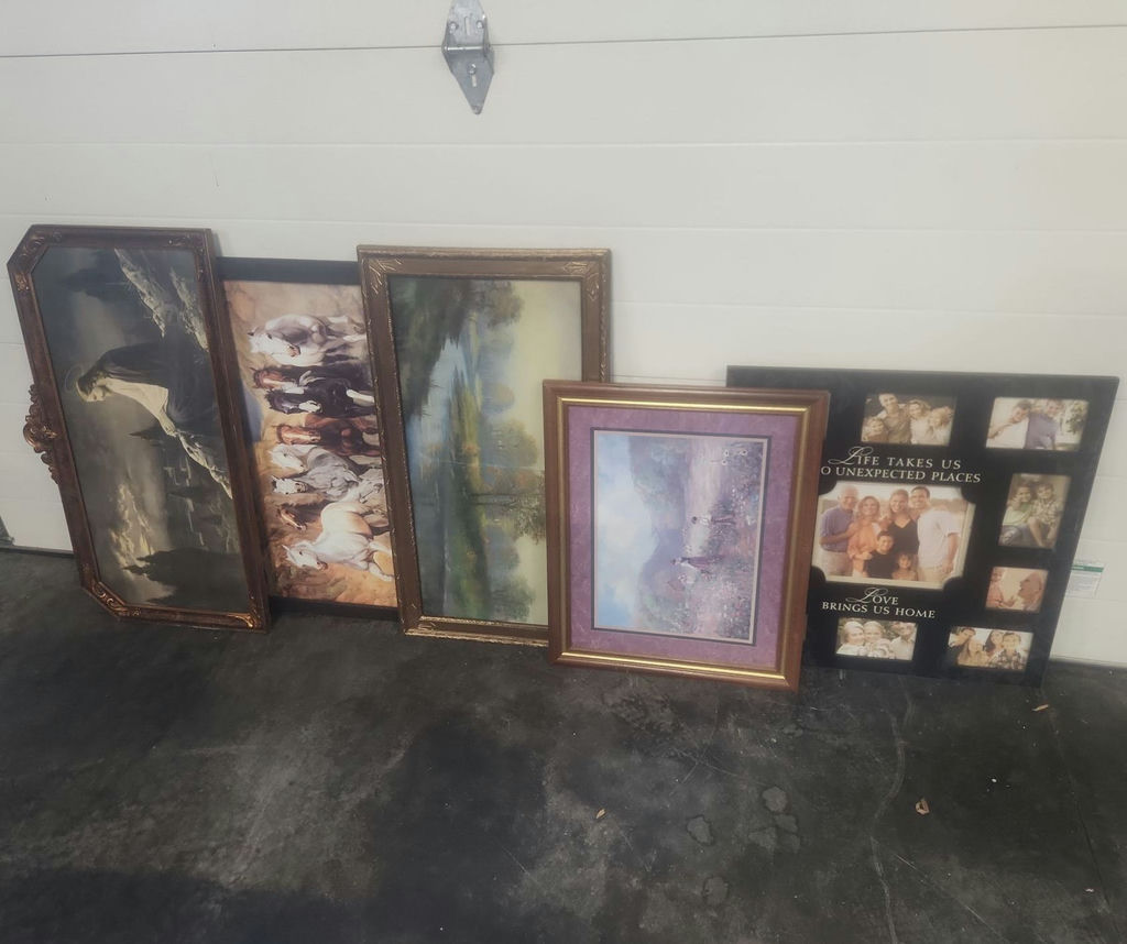 Frames & Prints Lot - image 1 of 18