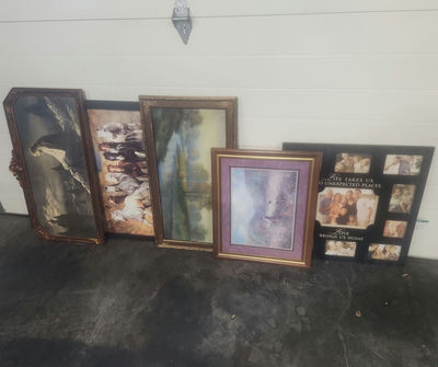 Frames & Prints Lot - Image 1 of 18