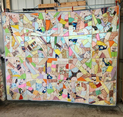 Hand Stitched Quilt - Image 1 of 17