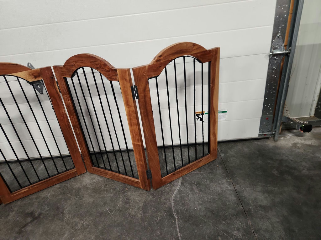 Dog/Pet Gates - image 9 of 13