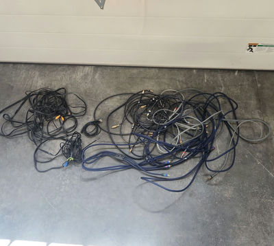 HiFi Cable Lot - Image 1 of 9